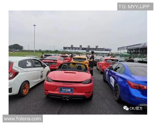 深圳极限运动队在城市马拉松积分榜中以72分稳居第一名