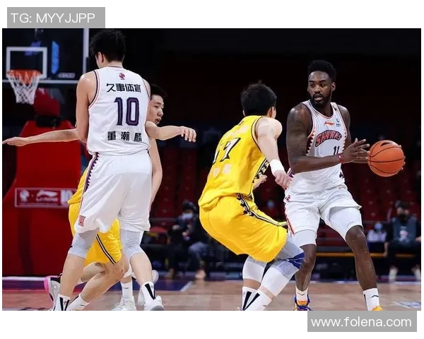 上海篮球队在总决赛积分榜上以91分稳居第一名展现强劲实力