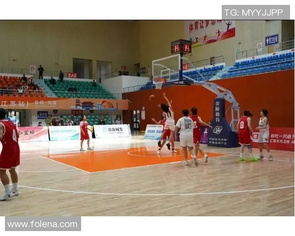 南京篮球队在城市联赛中的强劲表现与战术分析